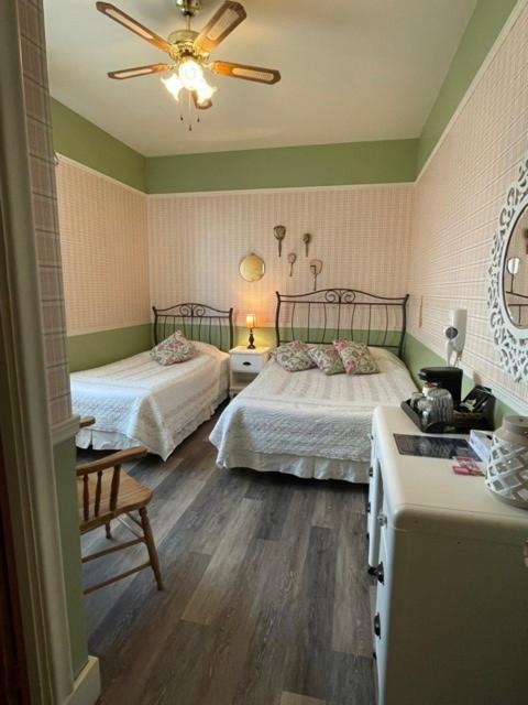 Auberge Presbytere Mont Lac-Vert Hebertville Bagian luar foto