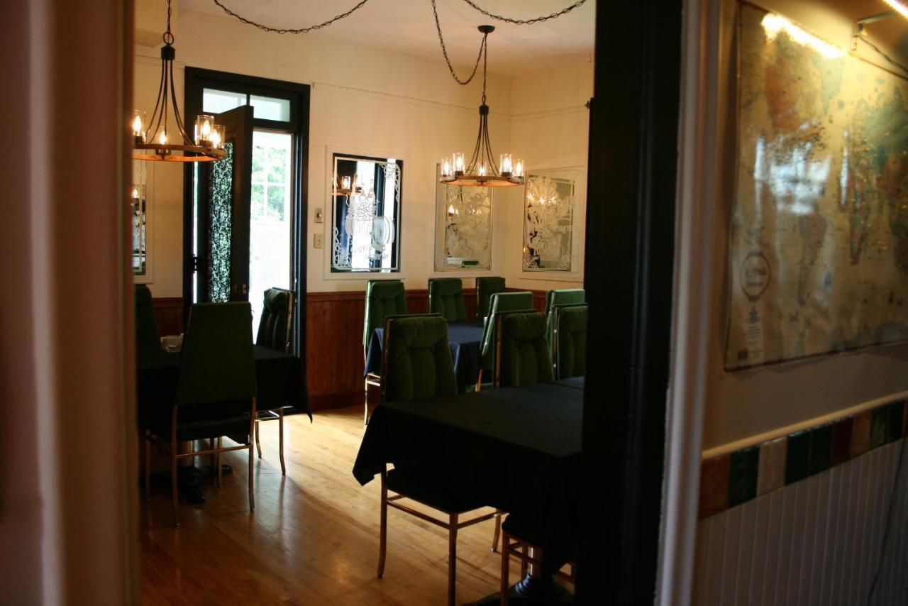 Auberge Presbytere Mont Lac-Vert Hebertville Bagian luar foto