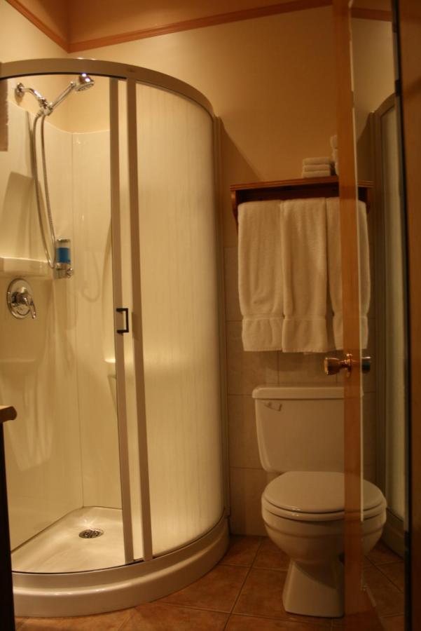 Auberge Presbytere Mont Lac-Vert Hebertville Bagian luar foto