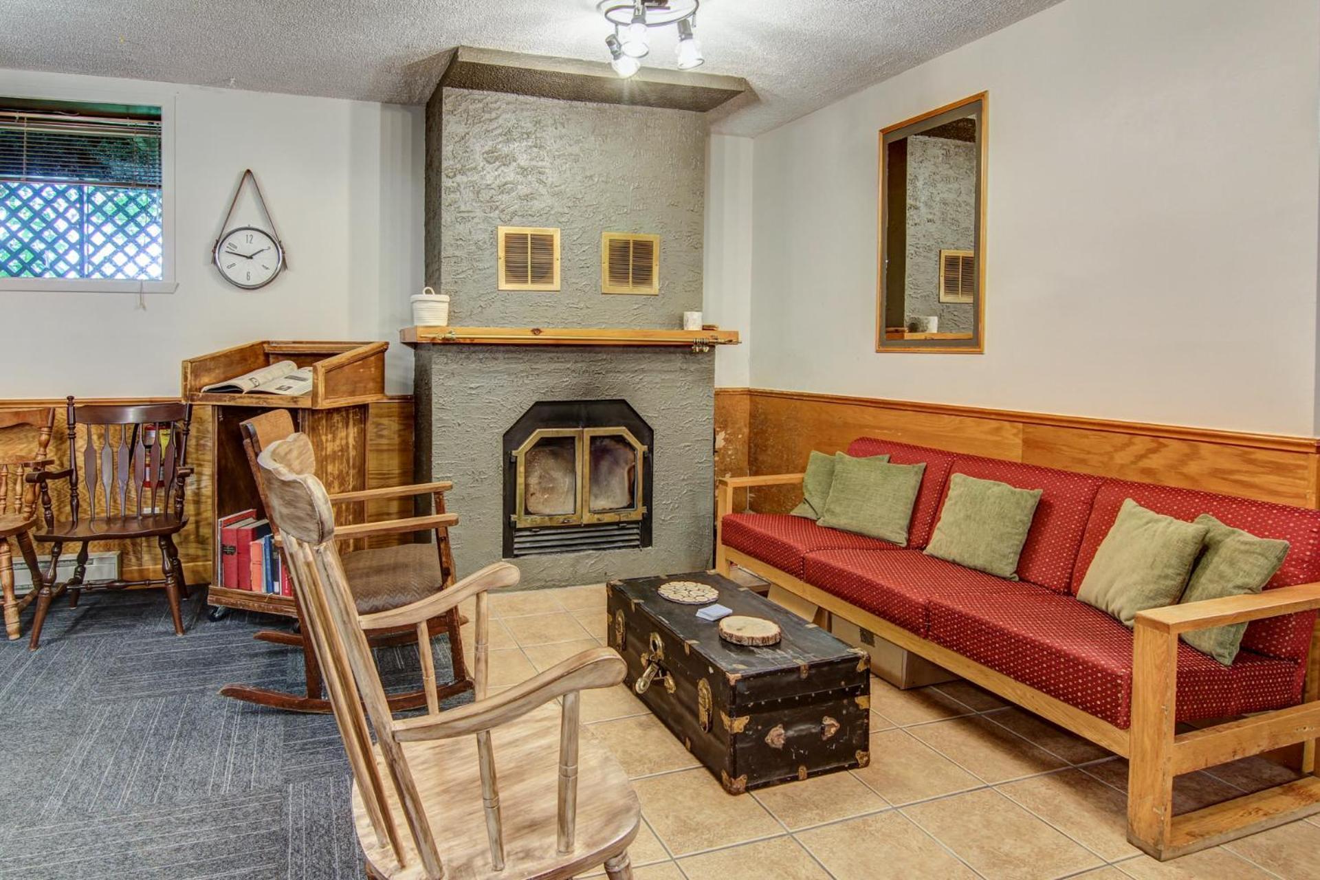 Auberge Presbytere Mont Lac-Vert Hebertville Bagian luar foto
