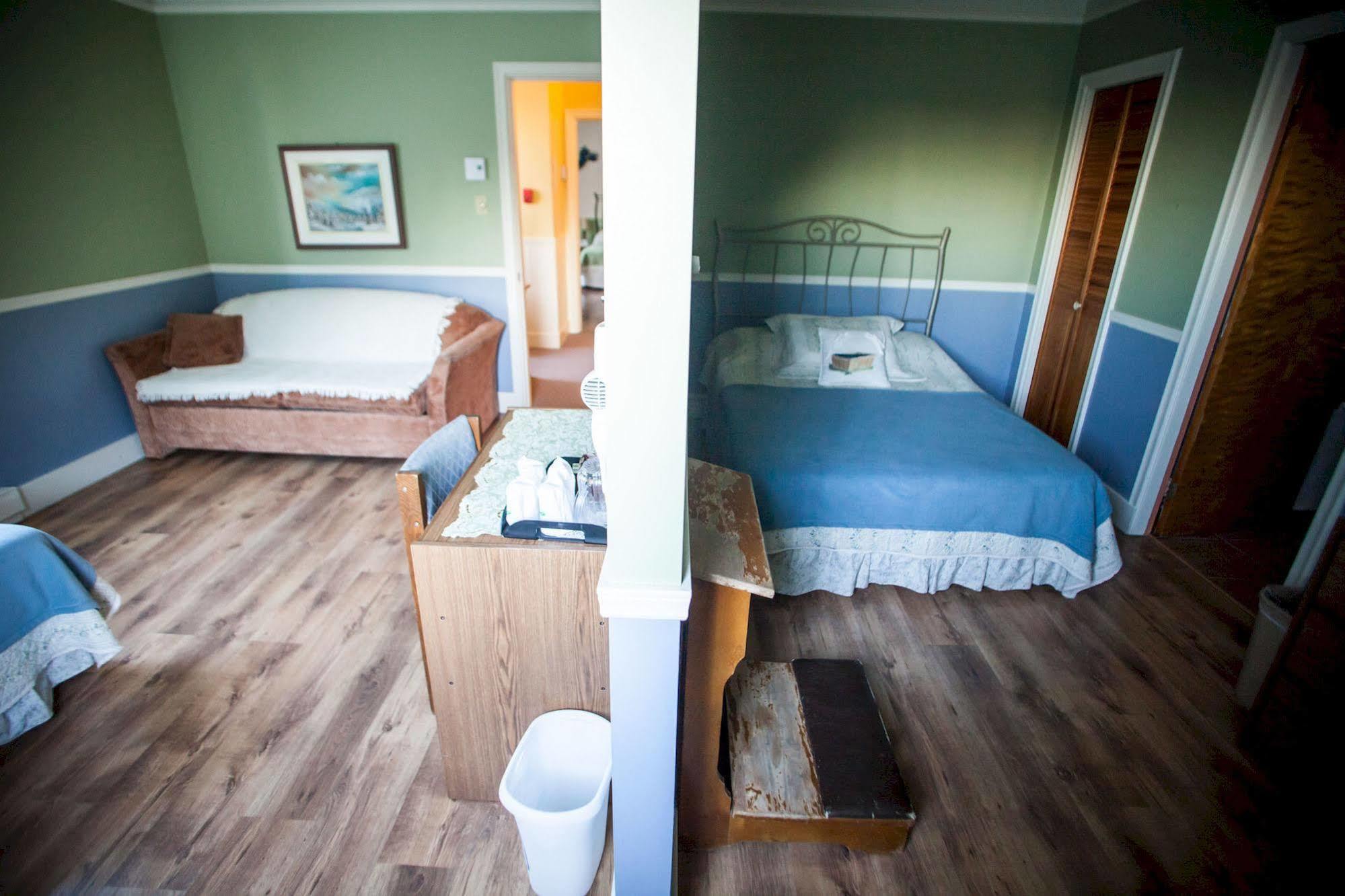 Auberge Presbytere Mont Lac-Vert Hebertville Bagian luar foto