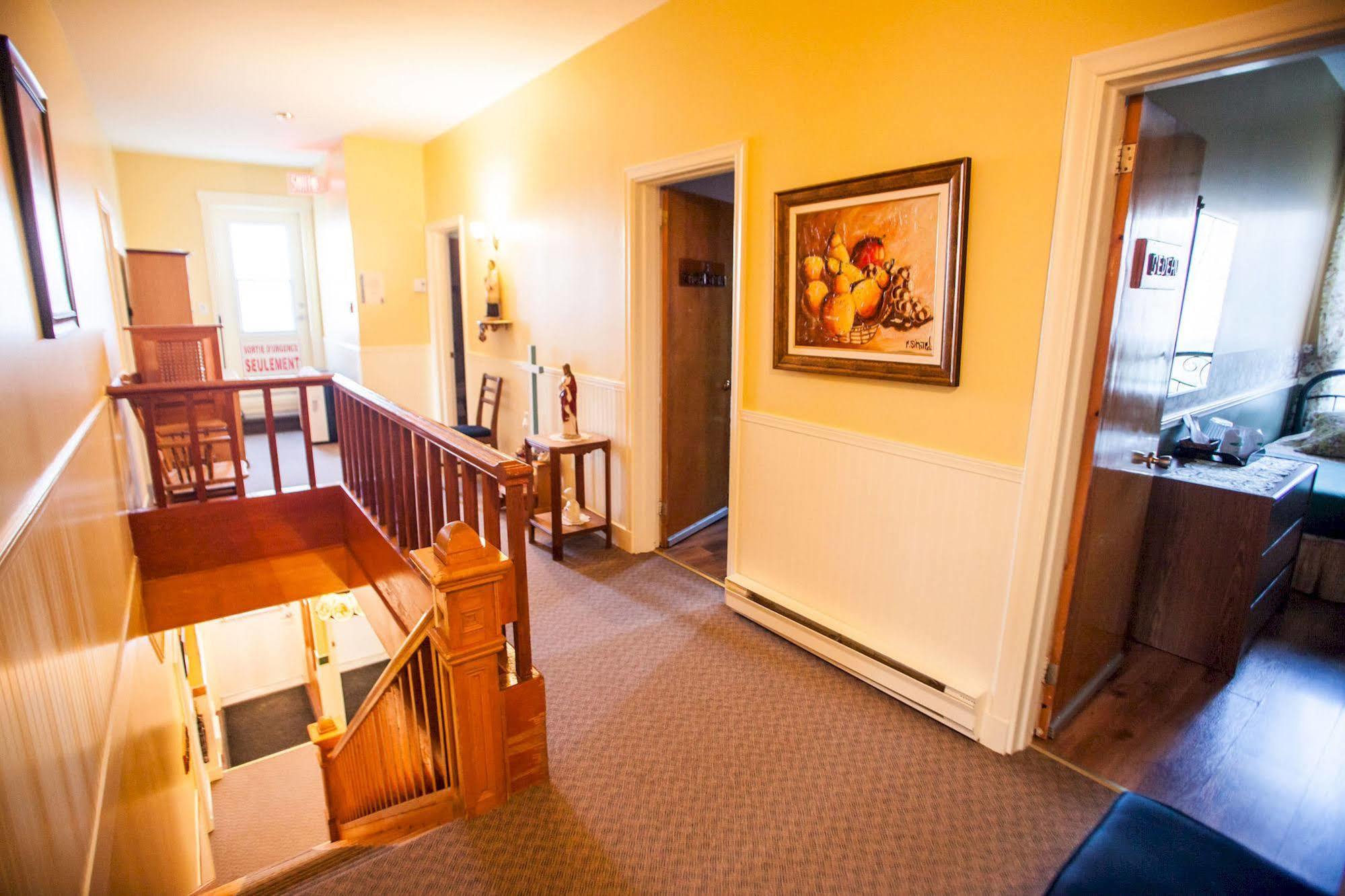 Auberge Presbytere Mont Lac-Vert Hebertville Bagian luar foto